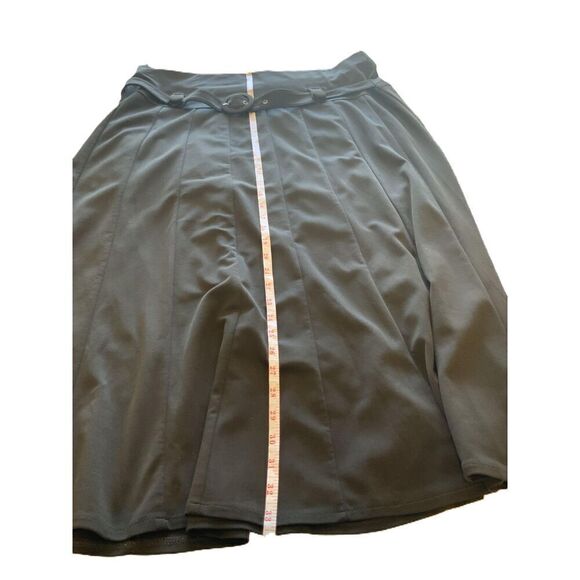 ModeLia Army Green Pleated Belt Loops Button Detail A-Line Skirt Size XXL - Picture 9 of 13